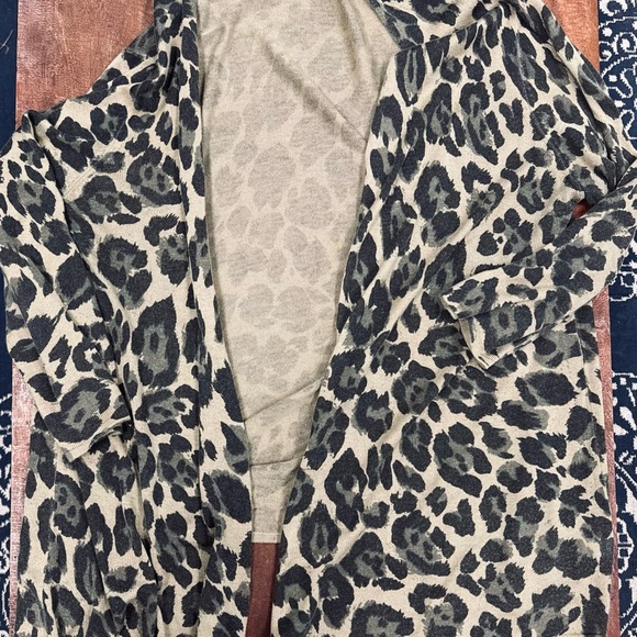 EST 1946 by Cato Leopard Print Open-Front Cardigan Women's Size 22/24W - Picture 2 of 6
